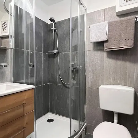 Moser-2 By Interhome דירה